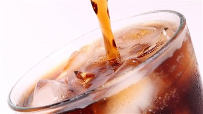 دراسة تكشف عن كمية الصودا الدايت المسوح بها 