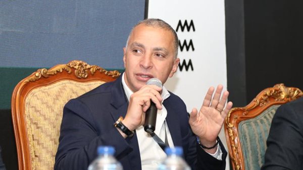 أحمد السويدي رئيس