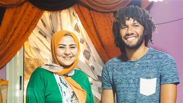 محمد النني مع محررة