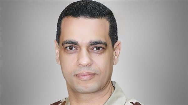 عقيد أركان حرب غريب