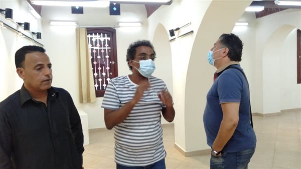 أحمد عواض خلال الزيارة