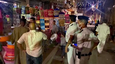 تحرير 12 محضر إشغال طريق في حملة على 