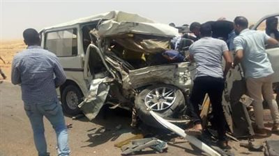 ارتفاع حصيلة مصابي حادث تصادم سيارتين بأسوان إلى 17 شخصا