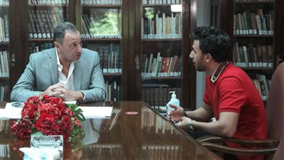 تريزيجيه: أعتز بانتمائي للنادي الأهلي