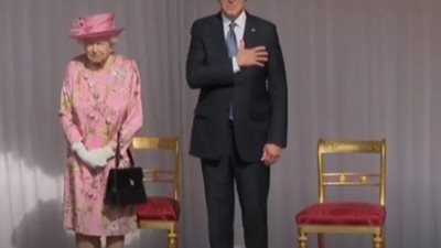 الملكة إليزابيث الثانية تستقبل الرئيس الأمريكي جو بايدن في قصر ويندسور