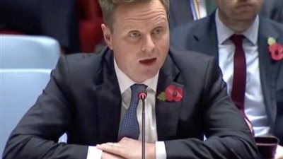 السفير البريطاني: نشعر بالقلق من الدعم الإيراني للفصائل المسلحة خارج سيطرة الدولة العراقية