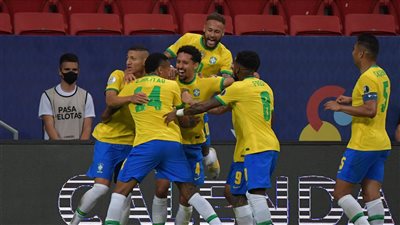 منتخب البرازيل ينهي الشوط الأول متقدمًا على فنزويلا بهدف في كوبا أمريكا