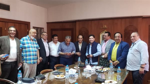 هاني شاكر ووفد من