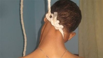 انتحار نجار مسلح شنقًا لمروره بأزمة مالية في سوهاج     