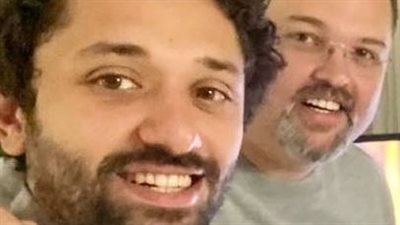 محمد محمود عبد العزيز يحتفل بعيد ميلاد شقيقه كريم