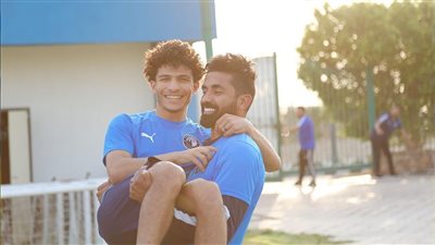 ردًا على الشائعات الأخيرة.. بكري وعيسى سمن على عسل في بيراميدز