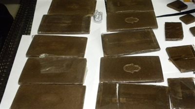 ضبط 50 طربة من مخدر الحشيش بمطروح 