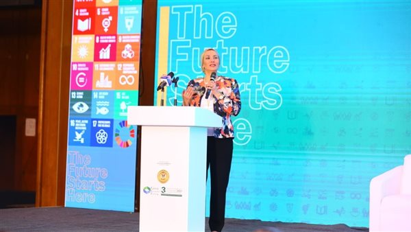 الدكتورة ياسمين فؤاد