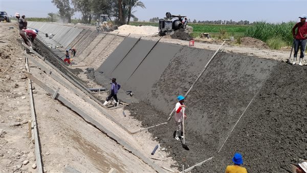 تبطين ترعة السلامية