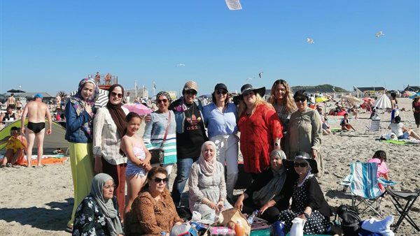 سيدات مصريات وعرب