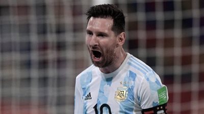 ميسي يحصل على جائزة أفضل لاعب في مباراة الأرجنتين وبوليفيا