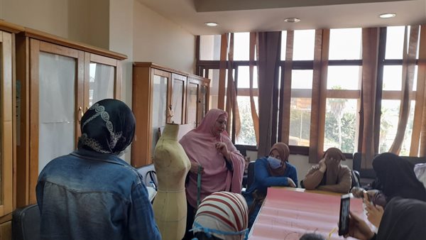 ورشة تفصيل - أرشيفية