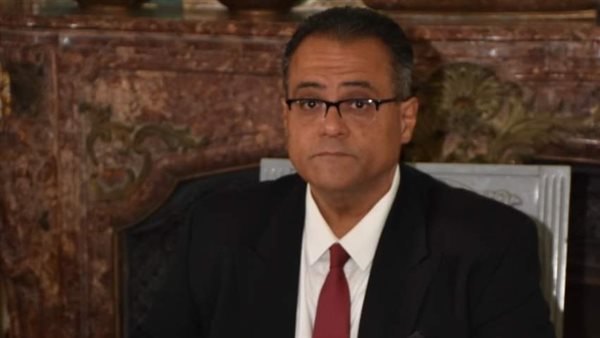 الدكتور عبدالفتاح