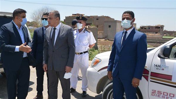 أعمال الرصف بمشروع