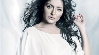 بعد تأجيلها.. الليلة علا غانم ضيفة لميس الحديدي في برنامج 