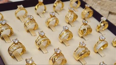 بعد سرقة تابلوه ذهب قيمته 200 ألف جنيه.. جواهرجي ببورسعيد يحدد مكافأة مالية لمن يتعرف علي السارق 