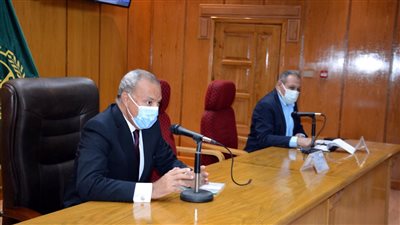 محافظ القليوبية يتابع نسب تنفيذ مشروعات المبادرة الرئاسية 