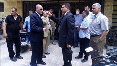 وكيل تعليم كفر الشيخ: أتوبيس خاص لنقل جميع العاملين بالمديرية لحضور جنازة عامل بالديوان العام (صور)
