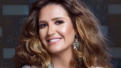 هنا شيحة عن سر نضارة بشرتها: بشرب عصير كرفس وكركم