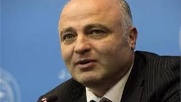 الدكتور محمود أفندي