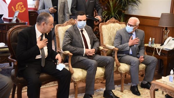 محافظ بورسعيد 