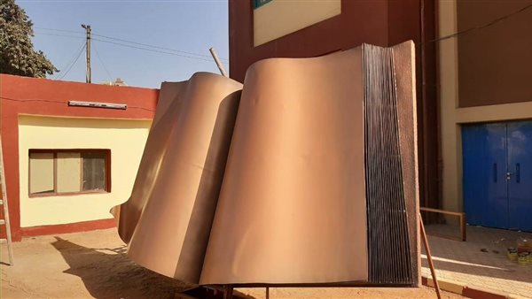 مجسم تمثال الكتاب