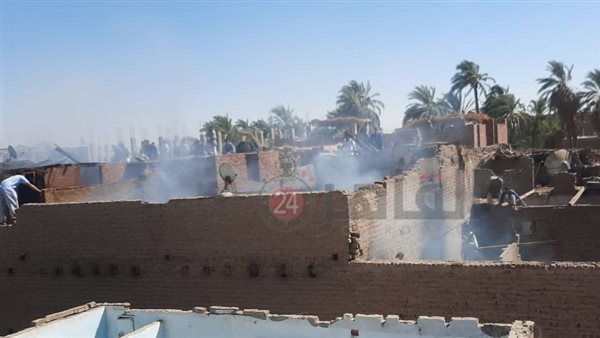 حريق هائل بعدد من