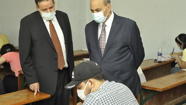 رئيس جامعة المنيا