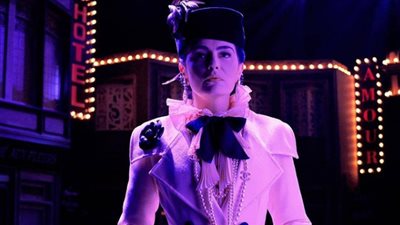 بتول عرفة تعلق على عودة شريهان بمسرحية 