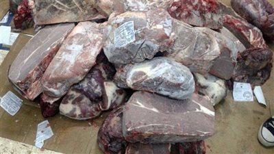 التحفظ على 325 كيلو لحوم مجهولة المصدر قبل طرحها بأسواق الإسكندرية