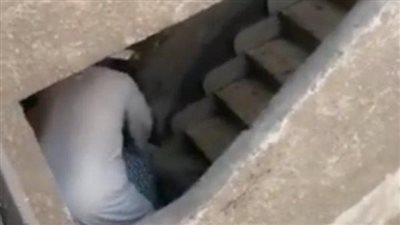 استغل مرض زوجها.. تفاصيل اعتداء جزار على مسنة بعقار في مدينة السلام 