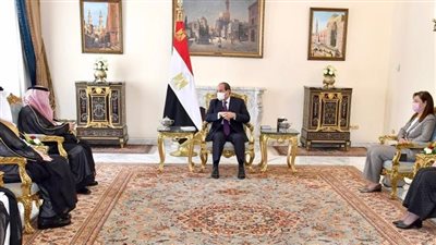 السيسي يلتقى وزير التجارة السعودي لبحث تعزيز العلاقات الاستثمارية والتجارية بين البلدين