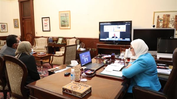 الدكتورة هالة زايد