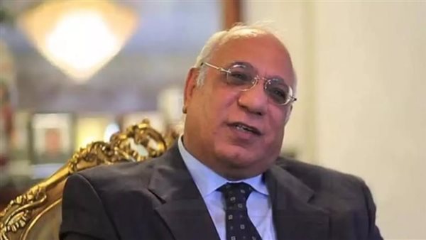  الدكتور نادر نور