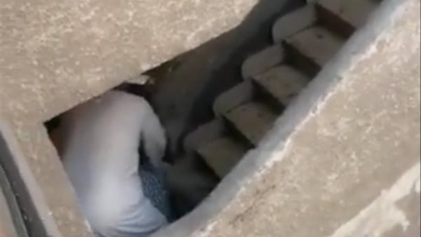 ضرب جزار لمسنة