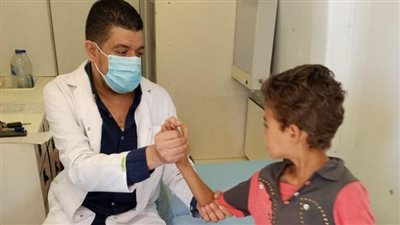 الكشف على 2361 مواطنًا في قافلة طبية مجانية بقنا ضمن 