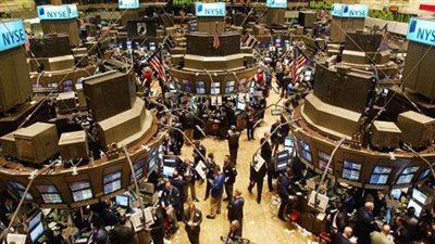 مخاوف التضخم تقود بورصة وول ستريت إلى مواصلة الهبوط