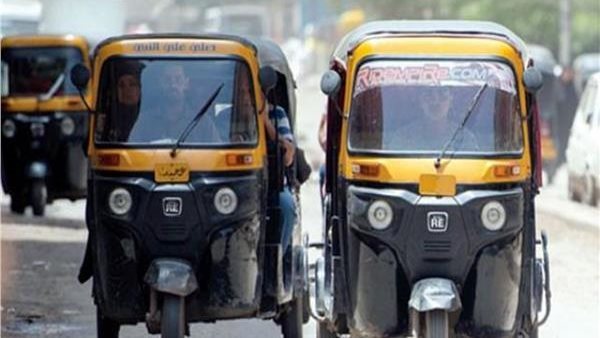 سائقو التوك توك بمنطقة