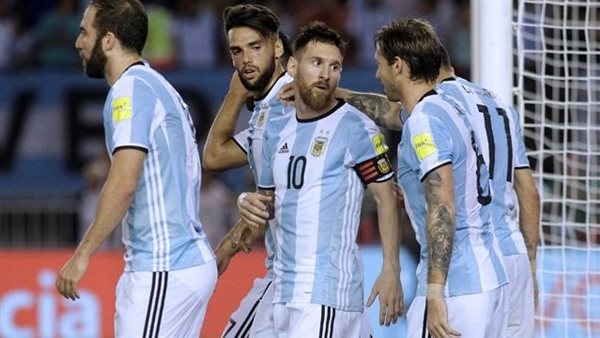 ميسي يقود منتخب الأرجنتين