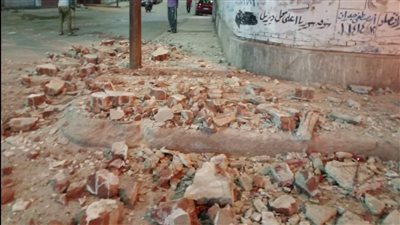 إصابة سيدتين سقط عليهما جدار منزل بقرية حفص في البحيرة