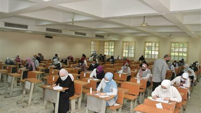 الحكومة تكشف حقيقة تغيير مدة الدراسة بالفصل الدراسي الأول في الجامعات والمعاهد