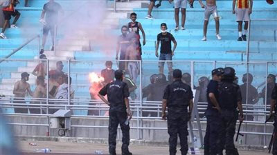 الأمن التونسي يدفع بقوات إضافية للسيطرة على شغب جماهير الترجي