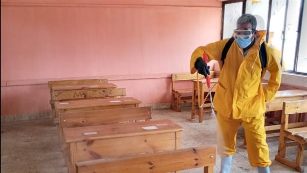 تعقيم لجان الامتحان