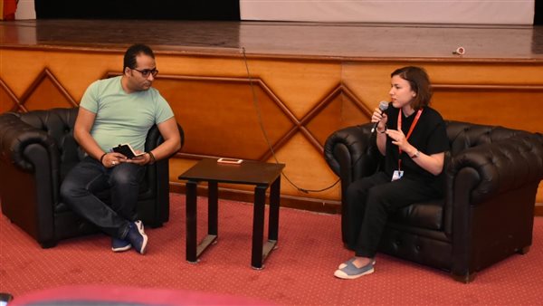 ندوة فيلم ستروجينتيا