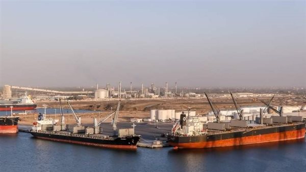 ميناء دمياط 